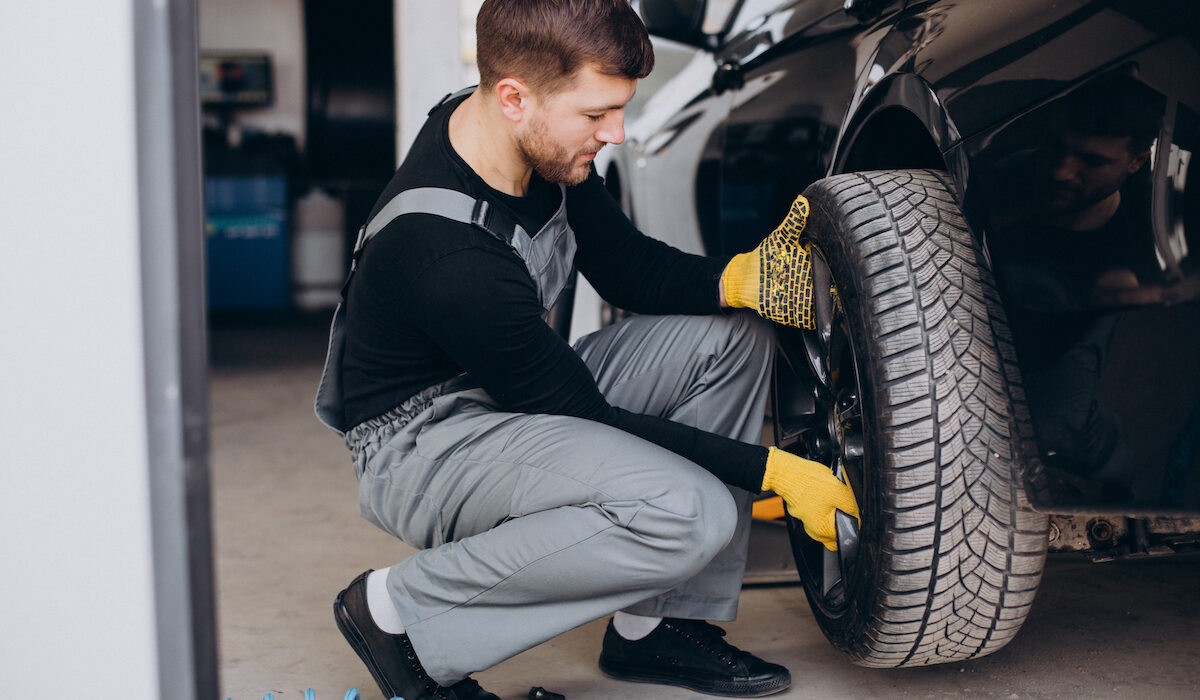 Rehvivahetus teeninduses